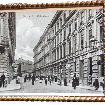 アパート Am Neuen Dom リンツ